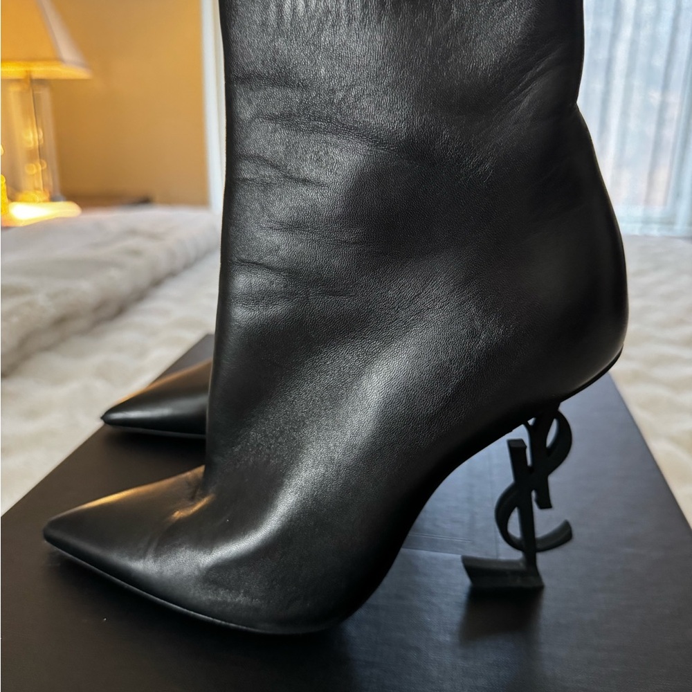 Saint Laurent Black Heeled Boots